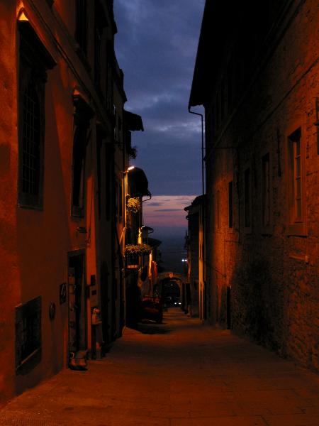 Cortona at night